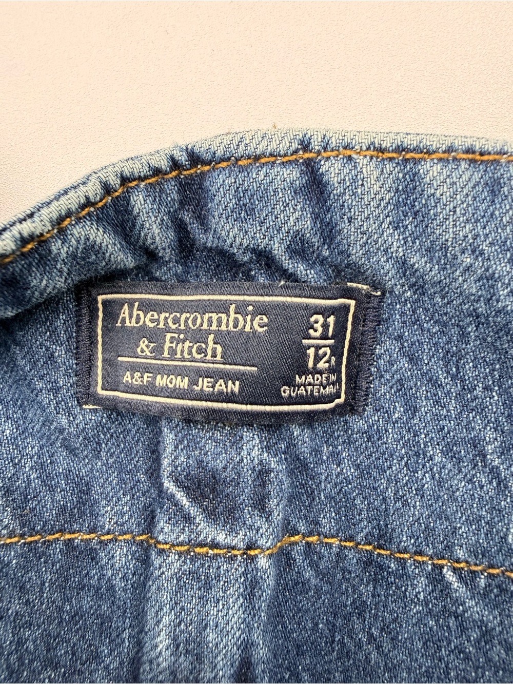 Abercrombie A&F Mom Jeans 31 High Rise Paperbag Waist Belted Blue Denim Raw Hem - Picture 4 of 8